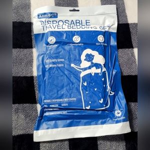 Disposable bedding single size for travel.